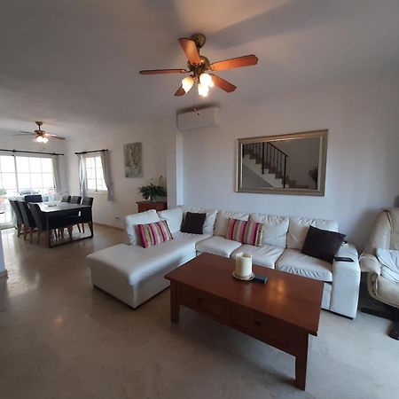 3 Bedroom Home With Amazing Views & Outdoor Spaces Manilva Eksteriør bilde