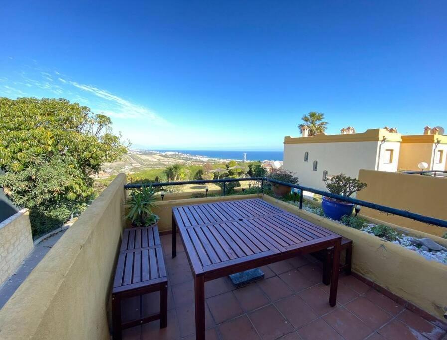 3 Bedroom Home With Amazing Views & Outdoor Spaces Manilva Eksteriør bilde