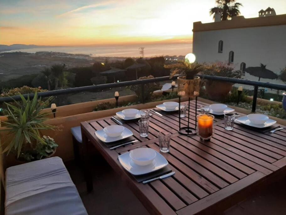 3 Bedroom Home With Amazing Views & Outdoor Spaces Manilva Eksteriør bilde