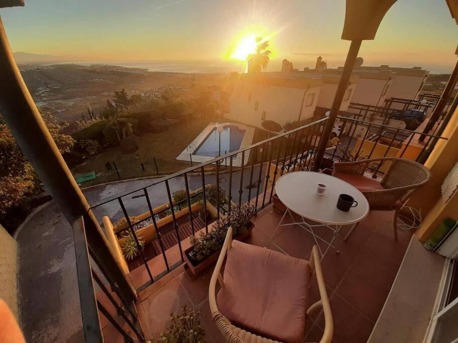 3 Bedroom Home With Amazing Views & Outdoor Spaces Manilva Eksteriør bilde