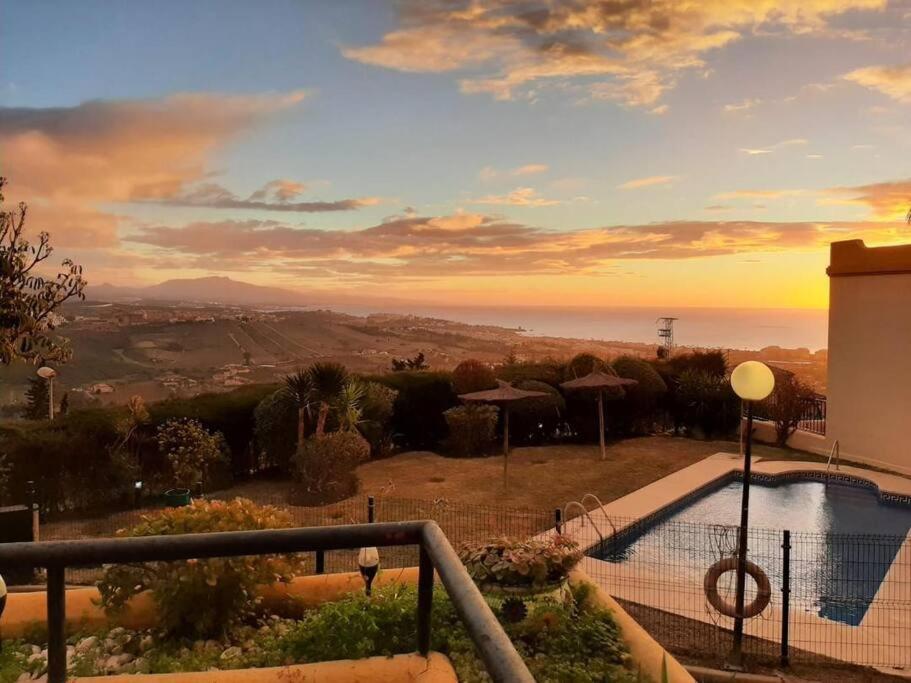 3 Bedroom Home With Amazing Views & Outdoor Spaces Manilva Eksteriør bilde