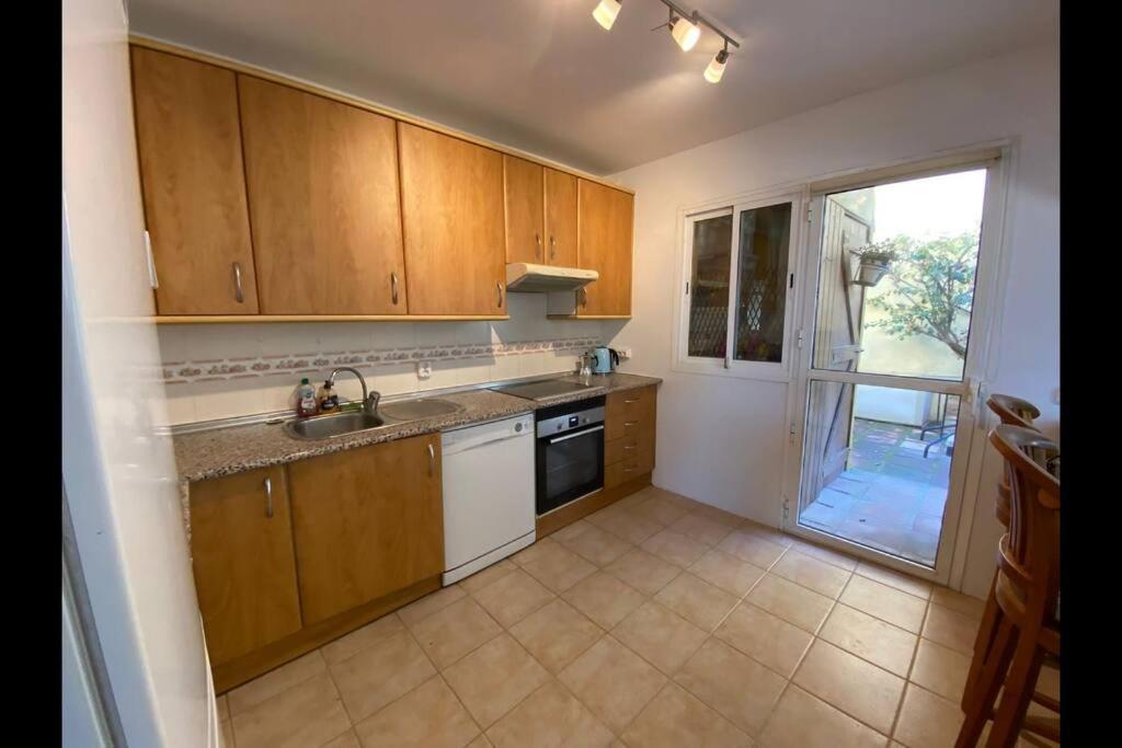 3 Bedroom Home With Amazing Views & Outdoor Spaces Manilva Eksteriør bilde