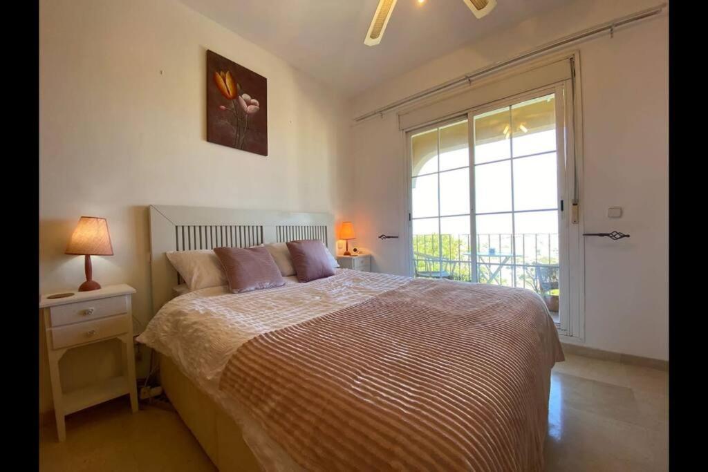 3 Bedroom Home With Amazing Views & Outdoor Spaces Manilva Eksteriør bilde