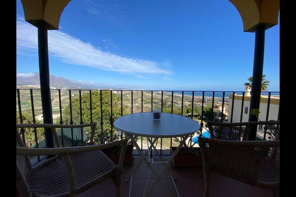 3 Bedroom Home With Amazing Views & Outdoor Spaces Manilva Eksteriør bilde
